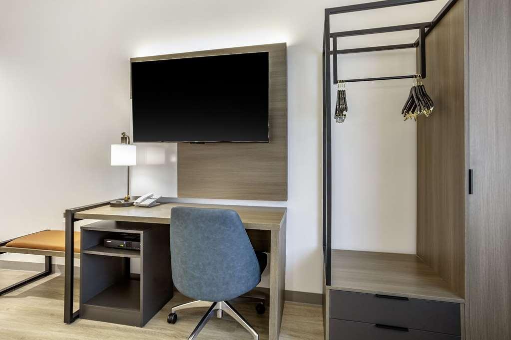 Comfort Inn & Suites Newark Liberty International Airport Pokój zdjęcie