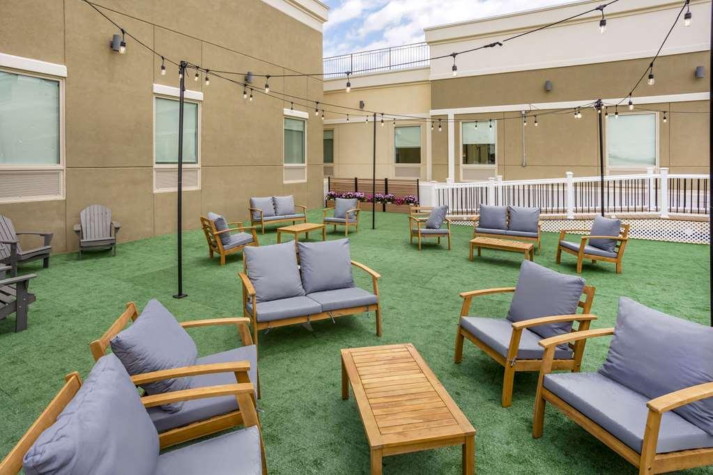 Comfort Inn & Suites Newark Liberty International Airport Udogodnienia zdjęcie
